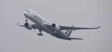 The A350 takes off on its first Early Long Flight.